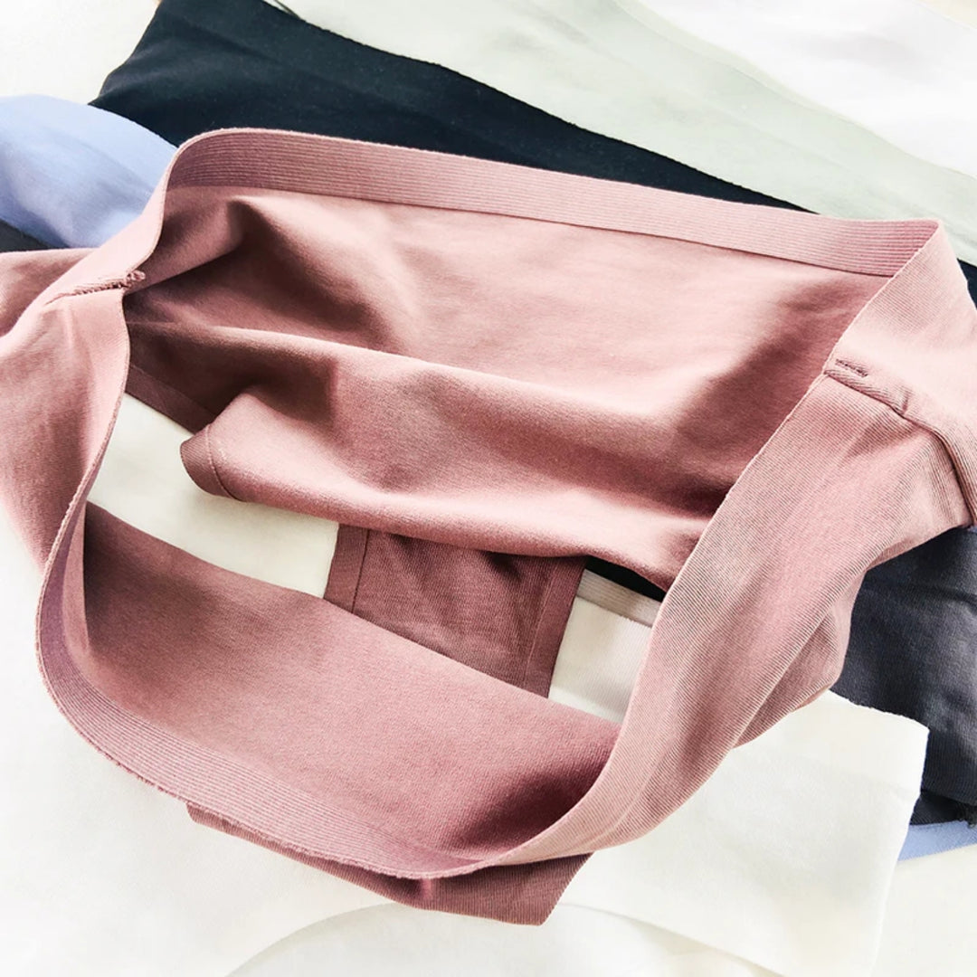 Ladies Mid Rise No Show Hipster Brief Panty