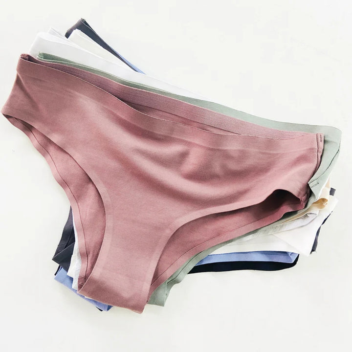 Ladies Mid Rise No Show Hipster Brief Panty
